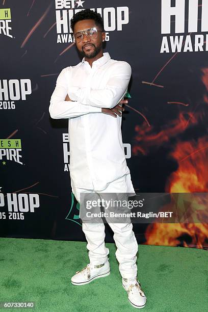 Zaytoven attends the BET Hip Hop Awards 2016 Green Carpet at Cobb Energy Performing Arts Center on September 17, 2016 in Atlanta, Georgia.