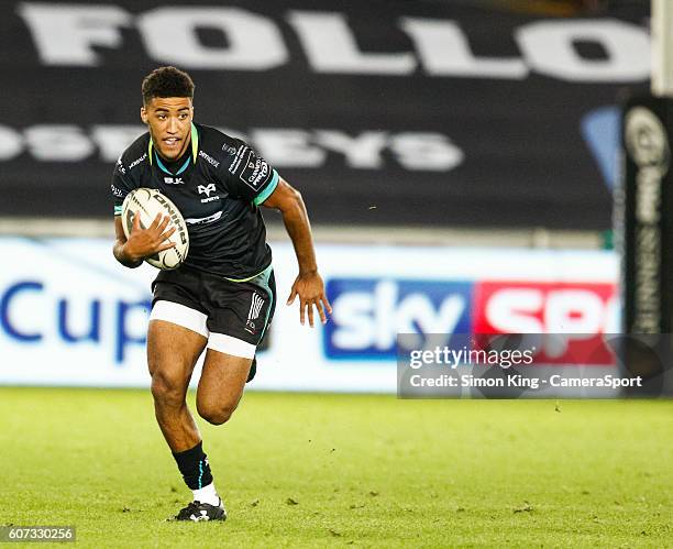 Keelan Giles of Ospreys during the Guinness PRO12 Round 3 match between Ospreys and Benetton Rugby Treviso at Liberty Stadium on September 17, 2016...