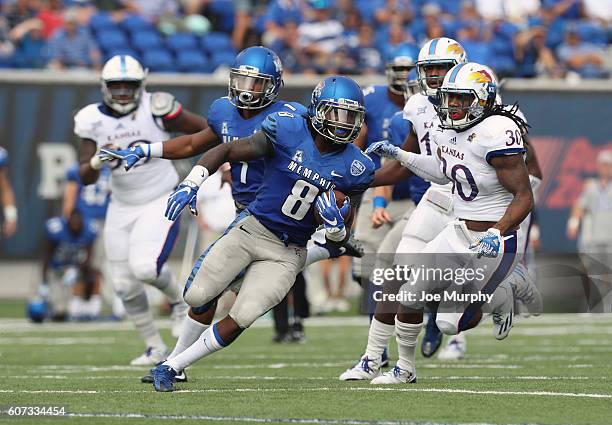 Tevin Letronball 976 Darrell Henderson Photos & High Res Pictures - Getty Images