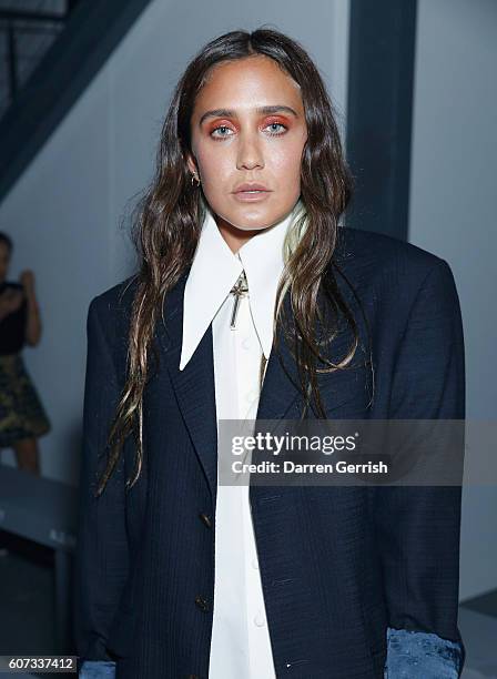 Jesse Jo Stark Photos Photos and Premium High Res Pictures - Getty Images