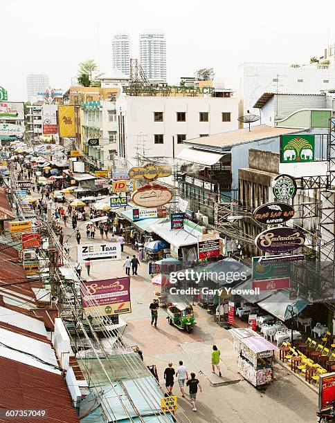 elevated view of a busy bangkok road - khao san road stock pictures, royalty-free photos & images