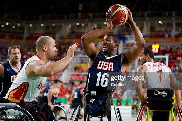 Trevon Jenifer USA controls the ball during the Men's - Gold Medal Match Wheelchair Basketball against Spain in the Rio Olympic Arena during the...