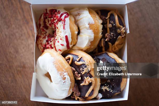 doughnuts - doughnut box stock pictures, royalty-free photos & images