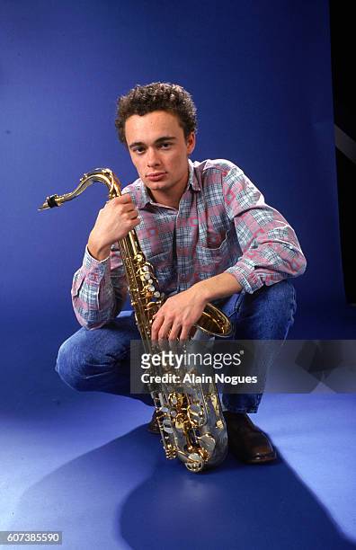 Blues Trottoir saxophonist Oliver Defays. He is also the son of French actor Pierre Richard.