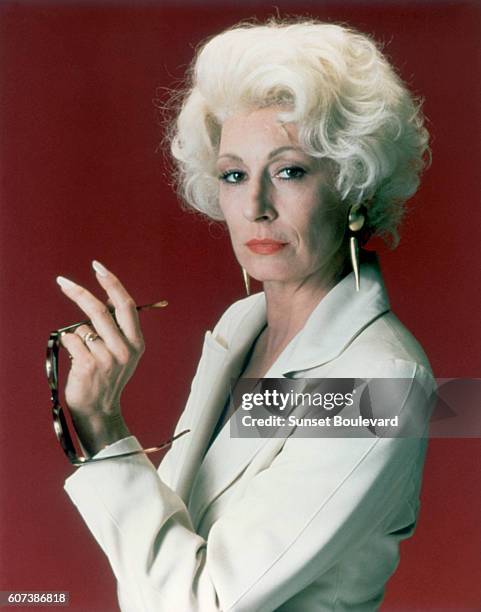 Hollywood screen goddess, Angelica Huston stars in "The Grifters" directed by Stephen Frears in 1990.