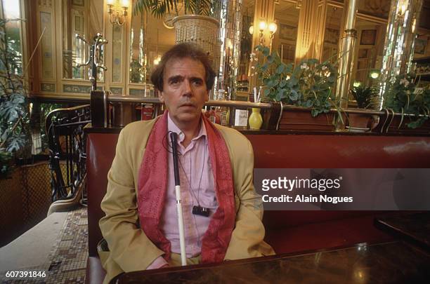 Defendant Jean-Edern Hallier during his trial against Bernard Tapie after publishing the criminal records of Tapie, a French politician. The writer...
