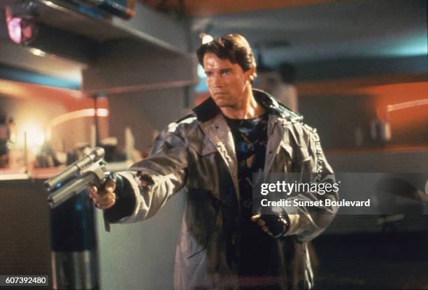 Actor Arnold Schwarzenegger on the set of "Terminator".