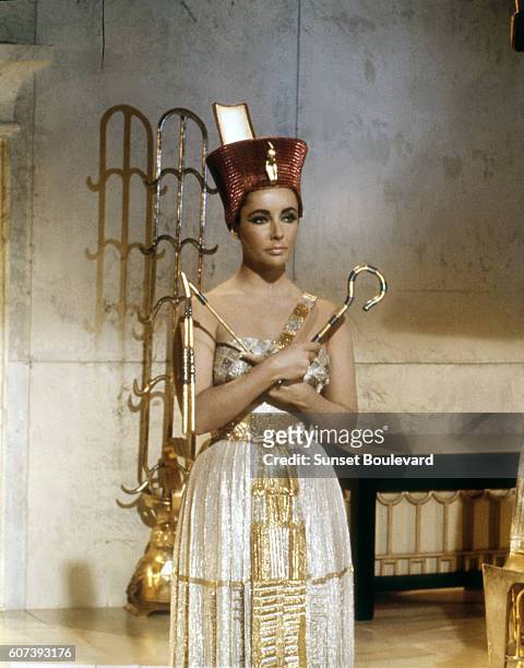 British actress Elizabeth Taylor on the set of Cleopatra, directed by American Joseph L. Mankiewicz.