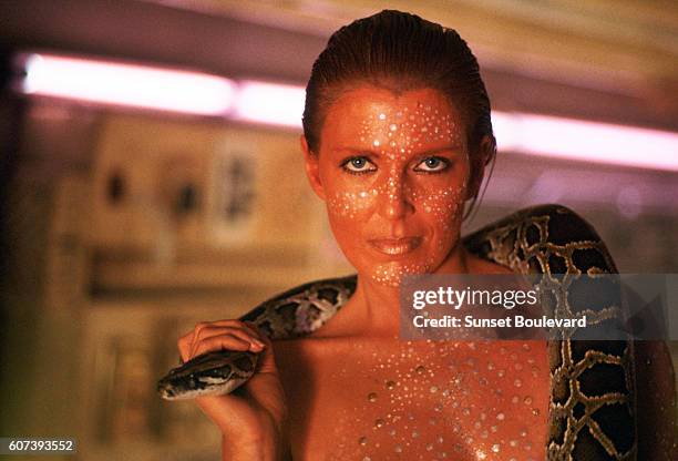 Joanna Cassidy on the set of "Blade Runner", directed by Ridley Scott.