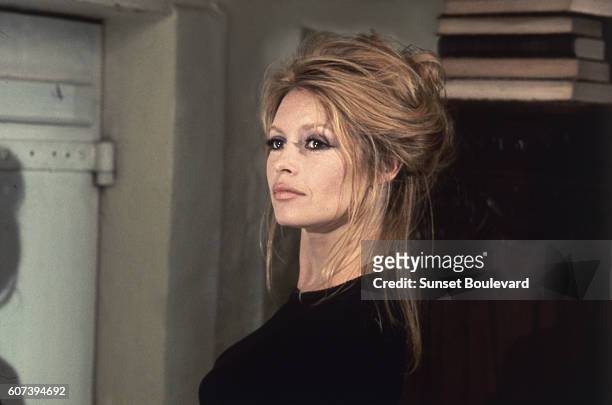 Brigitte Bardot on the set of "L'Ours et la Poupee".