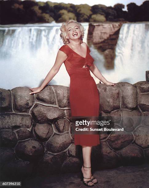 American actress Marilyn Monroe on the set of Niagara, directed by Henry Hathaway.
