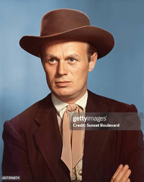 Widmark 723 Richard Widmark Imágenes Stock Photos, High-Res Pictures, and ...