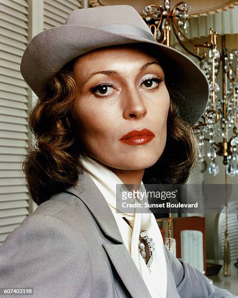 American actress Faye Dunaway on the set of Chinatown written and directed by Polish-French Roman Polanski.