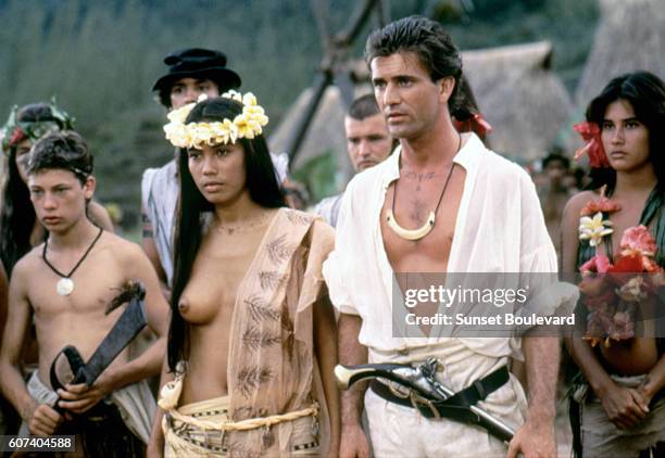 Actress Tevaite Vernette and Australian-American actor Mel Gibson on the set of The Bounty based on the book by British Richard Hough, and directed...