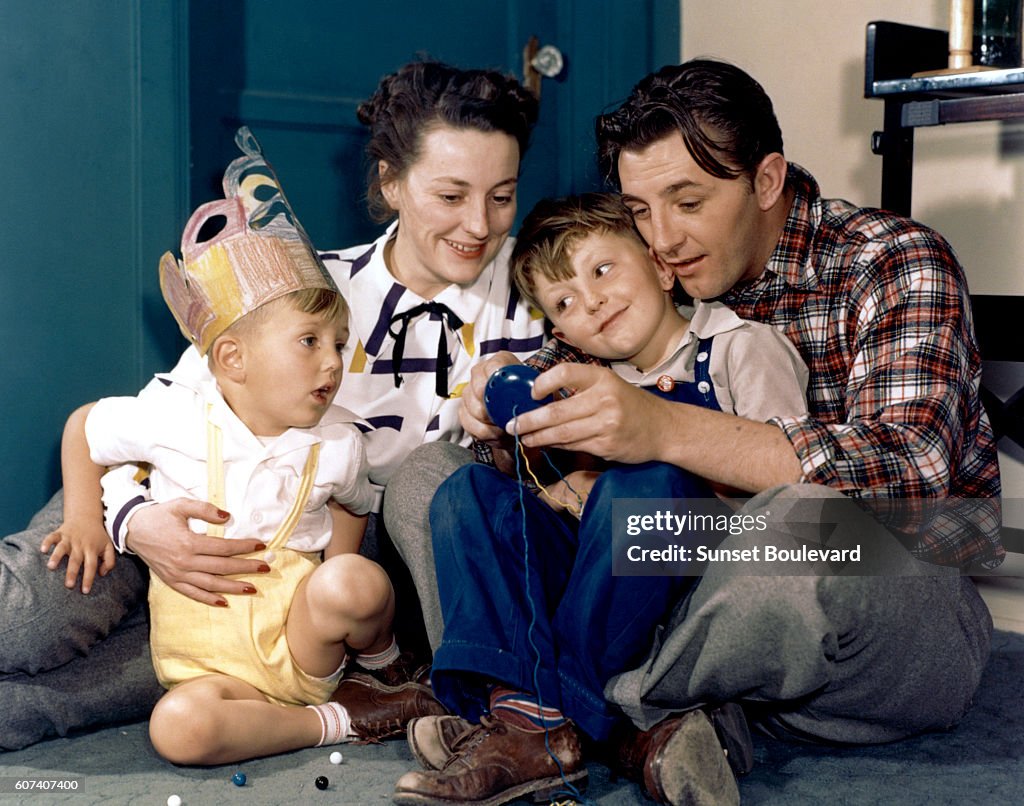 Robert Mitchum with family