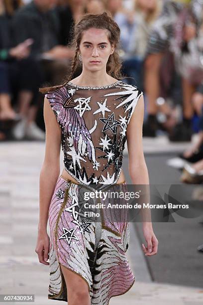 Model walks the runway at the Preen by Thornton Bregazzi show during London Fashion Week Spring/Summer collections 2016/2017 on September 18, 2016 in...