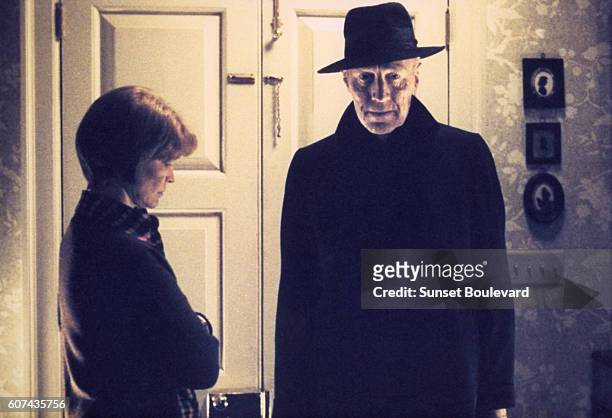 American actress Ellen Burstyn and Swedish actor Max von Sydow on the set of The Exorcist, based on the novel by William Peter Blatty and directed by...