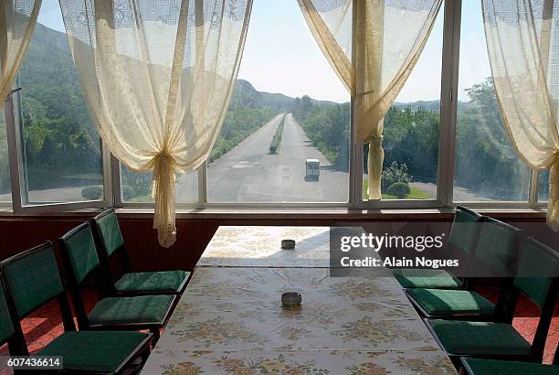 Pyongyang Highway Sign 79 Pyongyang Highway Stock Photos, High-Res Pictures, and Images ...