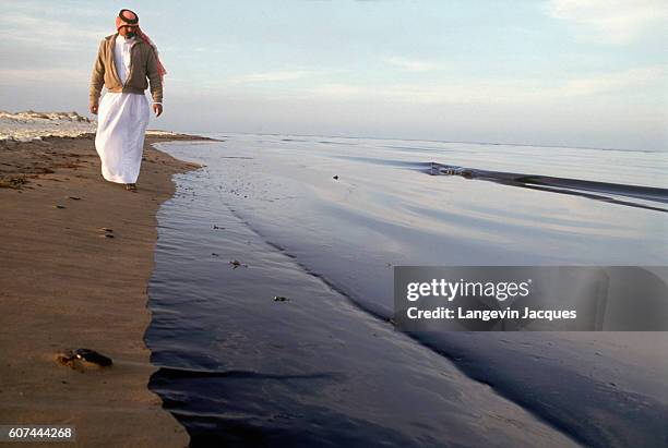 Prince Abdullah bin Faisal bin Turki al-Saud visits the Jubail coastline after the Persian Gulf oil spill. During the 1990-1991 Persian Gulf War,...