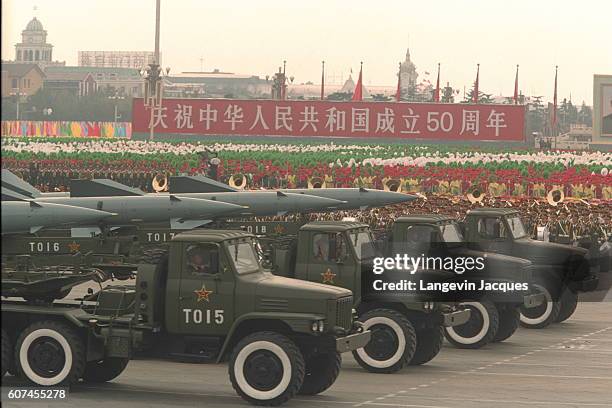 Military parade: the Dong Feng medium range missiles.