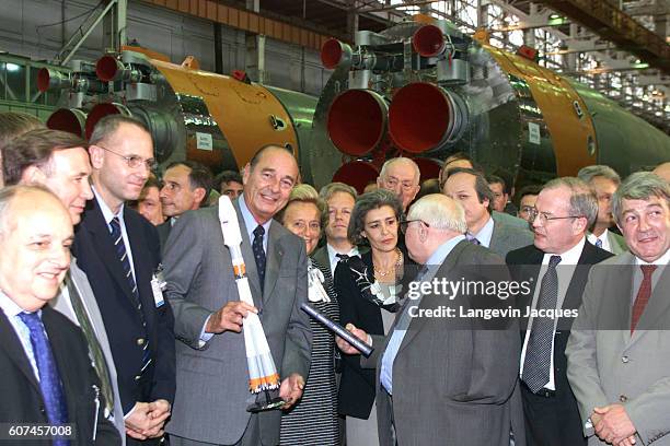 Jacques and Bernadette Chirac visiting a Soyouz missile maufacturing plant in the company of the French Astronaut Claudie Haignere. Christian Pierret...