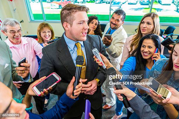 Serious Reporter Crowd Of Reporters Interview Mid Adult Male Politician High-Res Stock ...