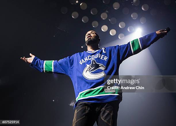 Canadian rapper Drake performs onstage during his 'Summer Sixteen Tour' at Pepsi Live at Rogers Arena on September 17, 2016 in Vancouver, Canada.