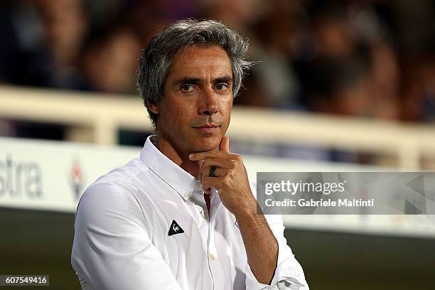 Paulo Sousa manager of ACF Fiorentina looks on during the Serie A match between ACF Fiorentina and AS Roma at Stadio Artemio Franchi on September 18,...