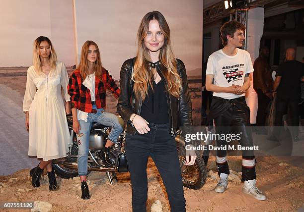 Victoria Rountree 22 Tyler Rountree Stock Photos, High-Res Pictures, and Images - Getty ...