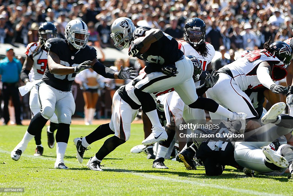 Atlanta Falcons v Oakland Raiders