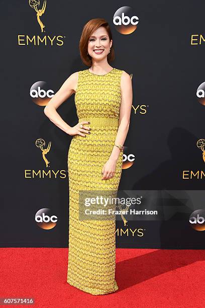 Actress Ellie Kemper attends the 68th Annual Primetime Emmy Awards at Microsoft Theater on September 18, 2016 in Los Angeles, California.