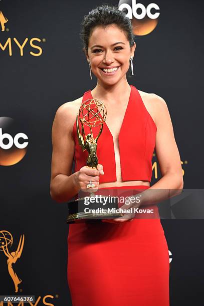 Actress Tatiana Maslany, winner of the award for Outstanding Lead Actress in a Drama Series for 'Orphan Black,' poses in the press room at the68th...