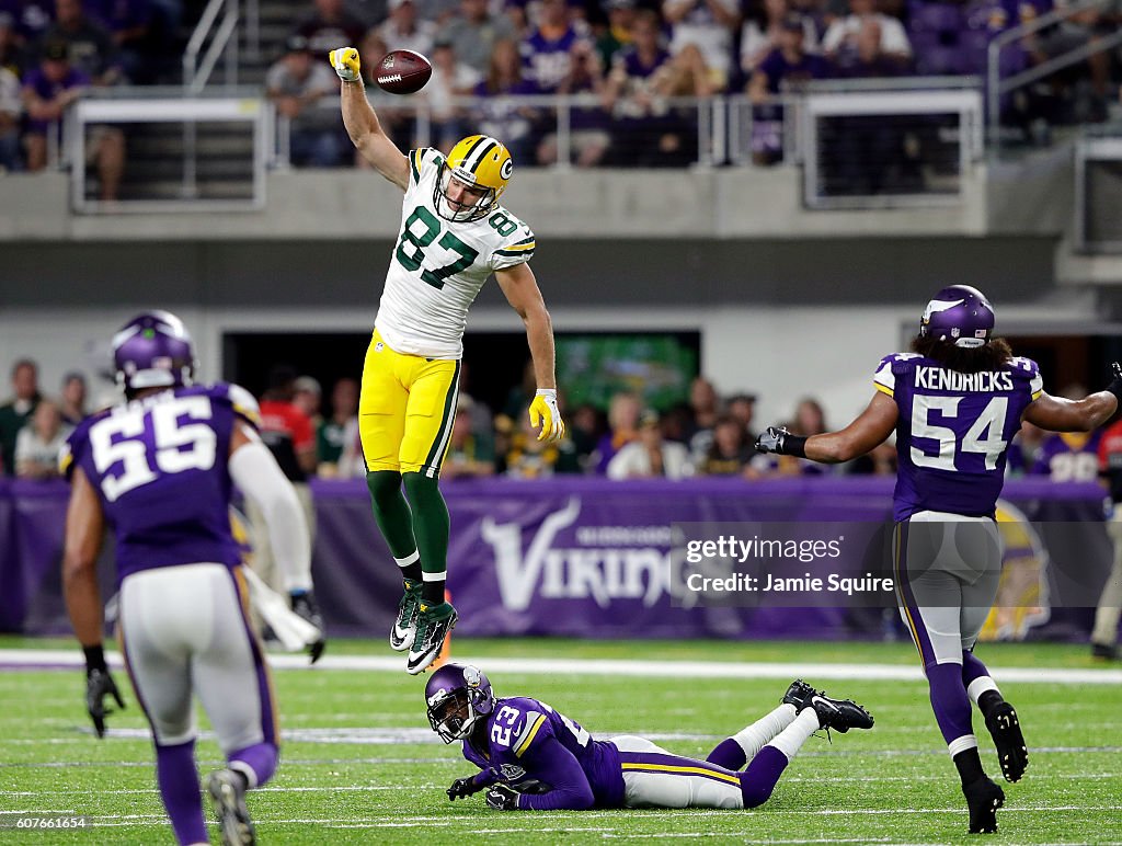 Green Bay Packers v Minnesota Vikings