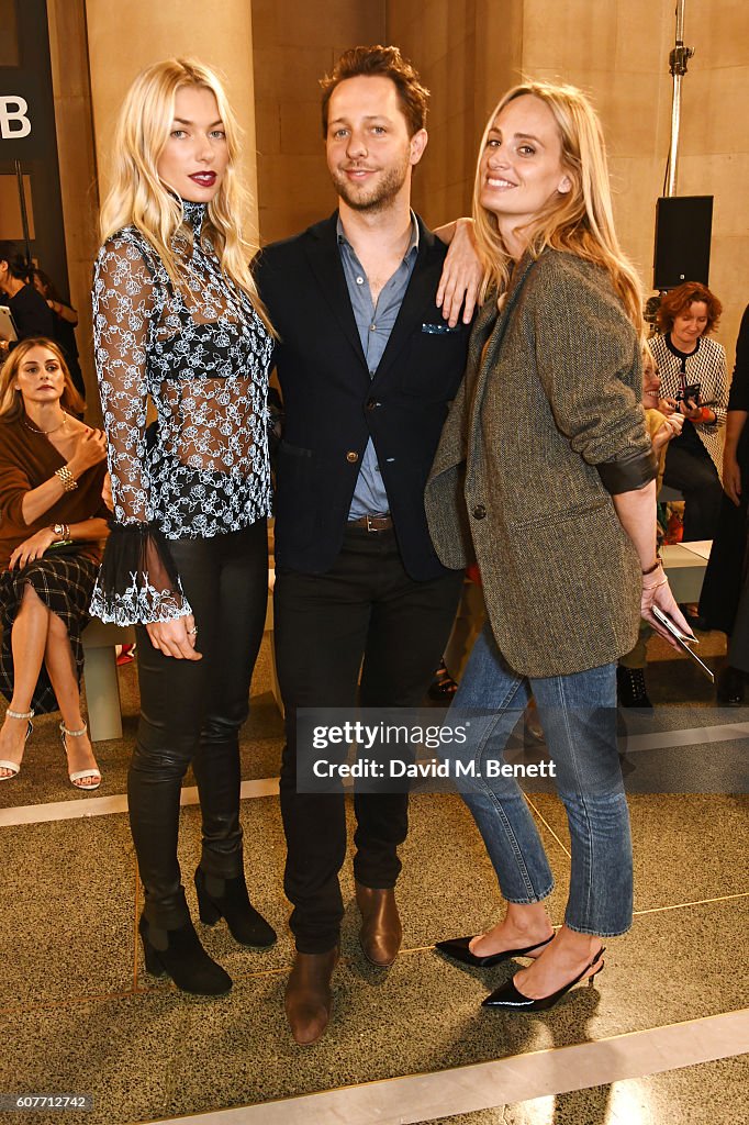 Christopher Kane - Front Row - LFW September 2016