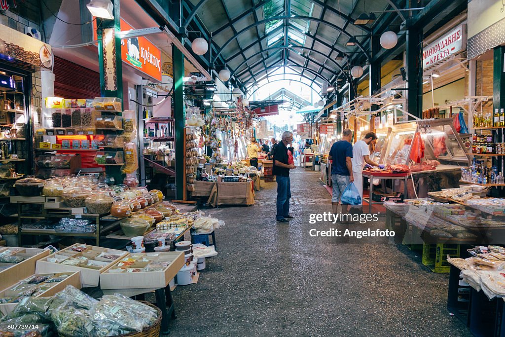 Modiano Straßenmarkt in Thessaloniki, Griechenland.