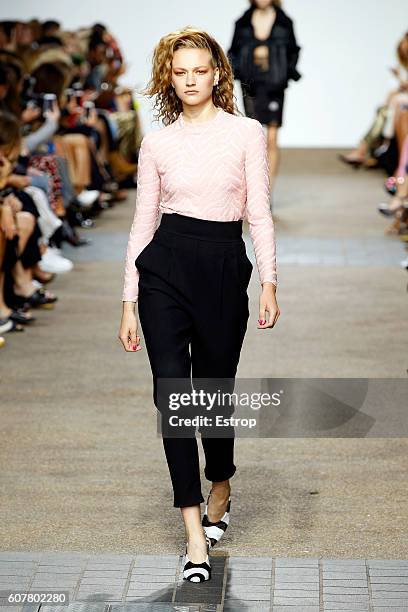 Model walks the runway at the Topshop Unique designed by Kate Phelan show during London Fashion Week Spring/Summer collections 2017 on September 18,...