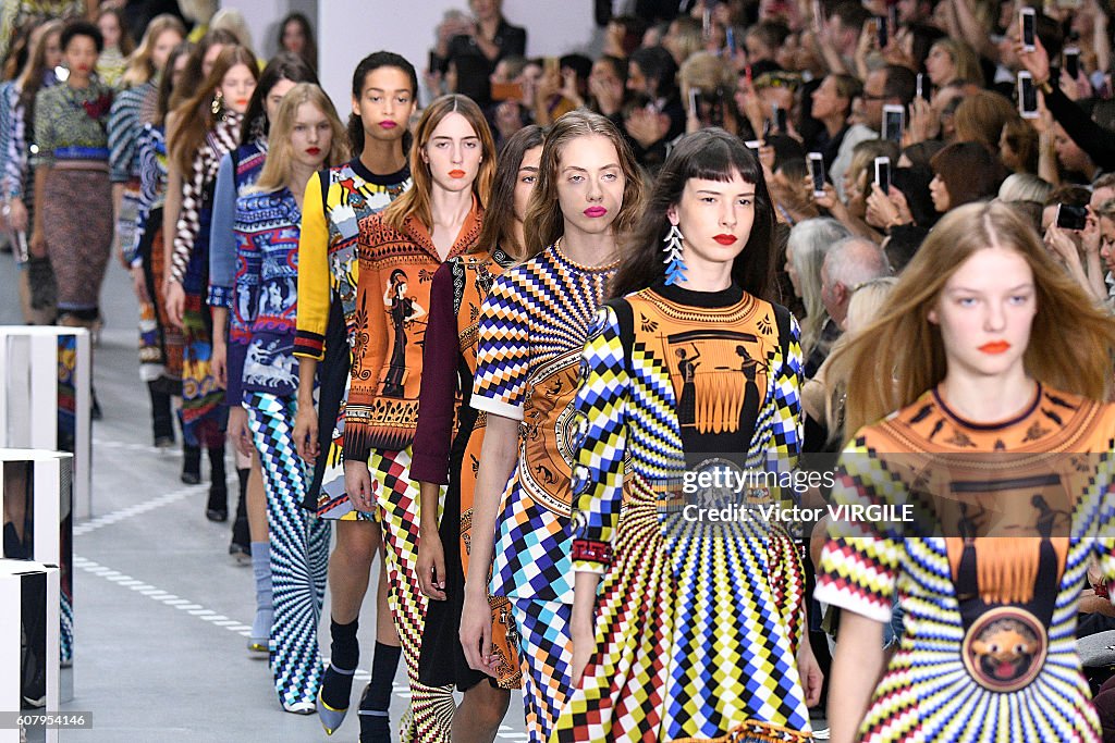 Mary Katrantzou - Runway - LFW September 2016