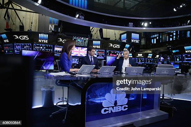 Sadiq Ring 130 David H Evans Stock Photos, High-Res Pictures, and Images - Getty ...