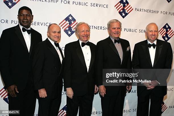 Dennis Haysbert, Ray Kelly, Sen. Joeseph Lieberman, Tom Brokaw and Sam Heyman attend The Partnership for Public Service Gala Honors Senator Joseph...