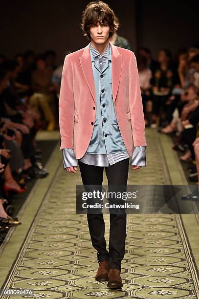 Model walks the runway at the Burberry Prorsum September 2016 fashion show during London Fashion Week on September 19, 2016 in London, United Kingdom.