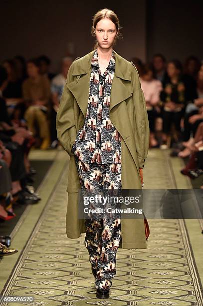 Model walks the runway at the Burberry Prorsum September 2016 fashion show during London Fashion Week on September 19, 2016 in London, United Kingdom.