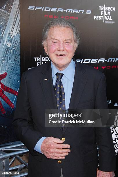 Cliff Robertson attends SPIDER-MAN 3 screening arrivals at United Artists Kaufman Astoria N.Y.C. On April 30, 2007.