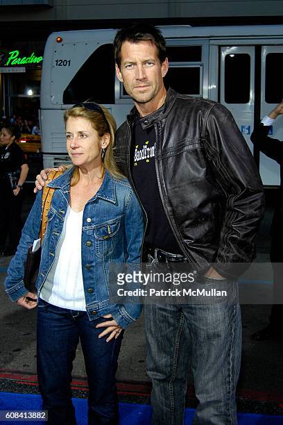 Erin O'Brien Denton and James Denton attend The Los Angeles Premiere of "Blades of Glory" at Mann's Chinese Theatre on March 28, 2007 in Hollywood,...
