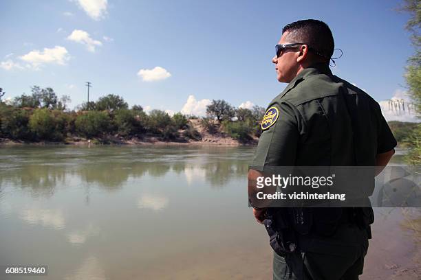 border patrol, rio grande valley, texas, sept. 21, 2016 - border patrol stock pictures, royalty-free photos & images