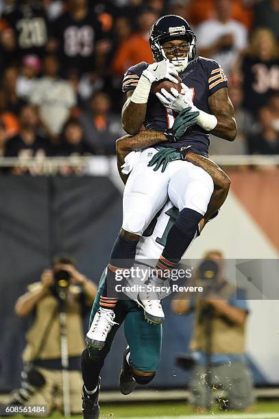 Alshon Jeffery of the Chicago Bears makes the catch against Jalen Mills of the Philadelphia Eagles in the first half at Soldier Field on September...