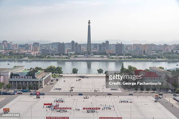 kim il-sung square, pyongyang, north korea - north korea foto e immagini stock