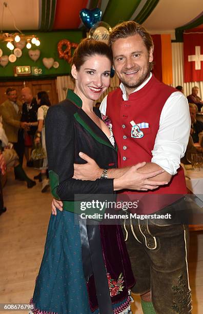 Sophie Meister and David Meister during the BMW Armbrustschiessen as part of the Oktoberfest 2016 at Armbrust-Schuetzenfesthalle on September 19,...