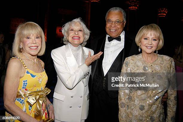 Sondra Gilman, Carol Channing, James Earl Jones and Cecilia Hart attend THE AMERICAN THEATRE WING'S ANNUAL SPRING GALA HONORING CAROL CHANNING, JAMES...