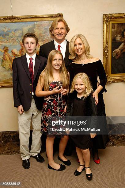 Princess Putman 14 Putman Family Stock Photos, High-Res Pictures, and Images - Getty Images