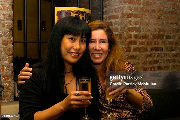 Jeanette Gonzalez and Willa Bernstein attend Drambuie Den Event with Special Guest Heather Vandeven at Level V on October 22, 2007 in New York.